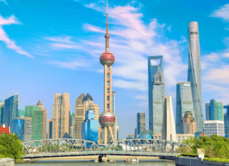 Check in tháp truyền hình Minh Châu Phương Đông nổi tiếng Trung Quốc